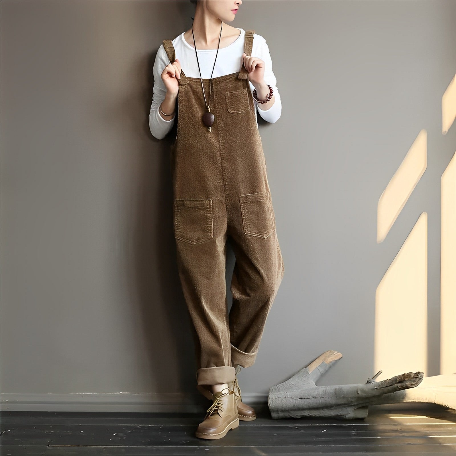 Nilia – Stylish jumpsuit with a relaxed fit and adjustable waistband