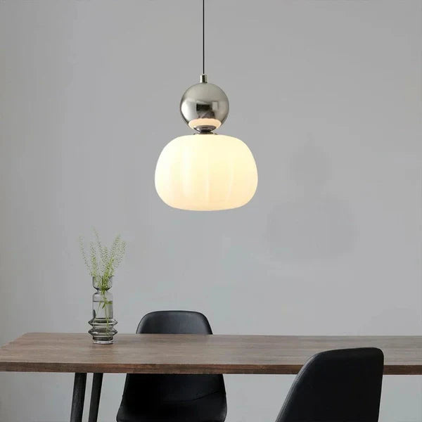 IllumaGlow - Bauhaus-inspired pendant lamp for timeless elegance