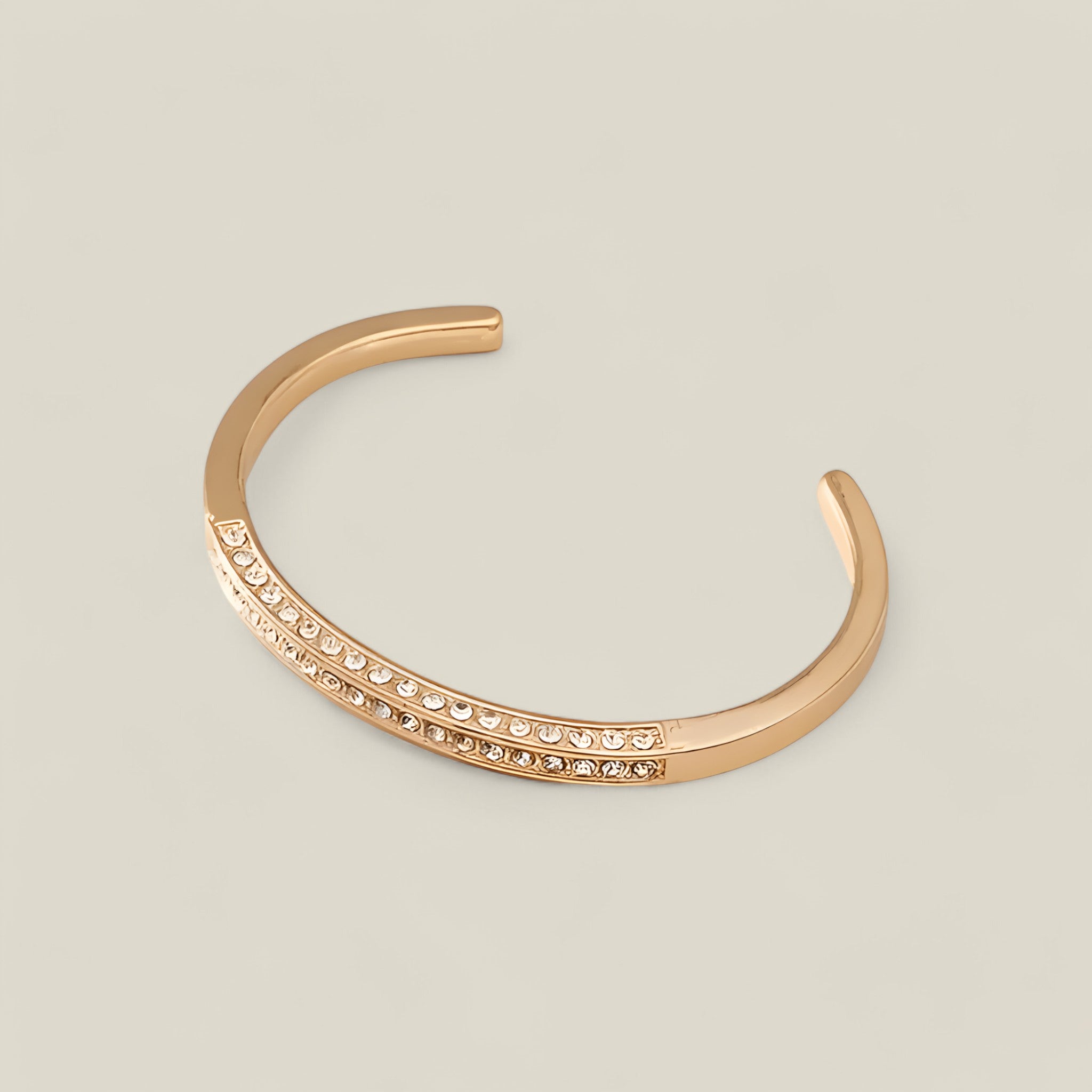 Luna - Elegantní náramek s třpytivými kamínky pro rafinovaný vzhled