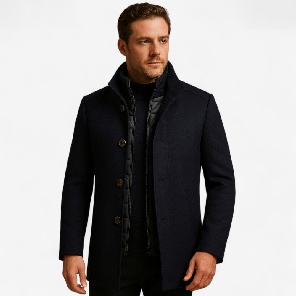 Benjamin – Enkelsluitende Trenchcoat met Lange Mouwen en Opstaande Kraag