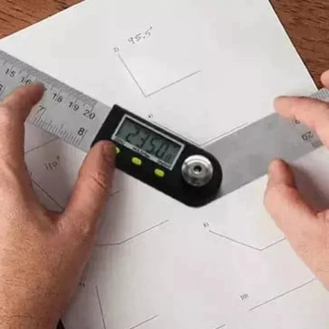 AngleMaster - Digitální úhloměr na dřevo pro přesné a snadné měření