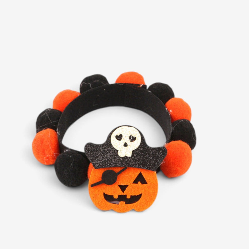 Halloweenský obojek pro domácí mazlíčky s motivy dýní a lebek