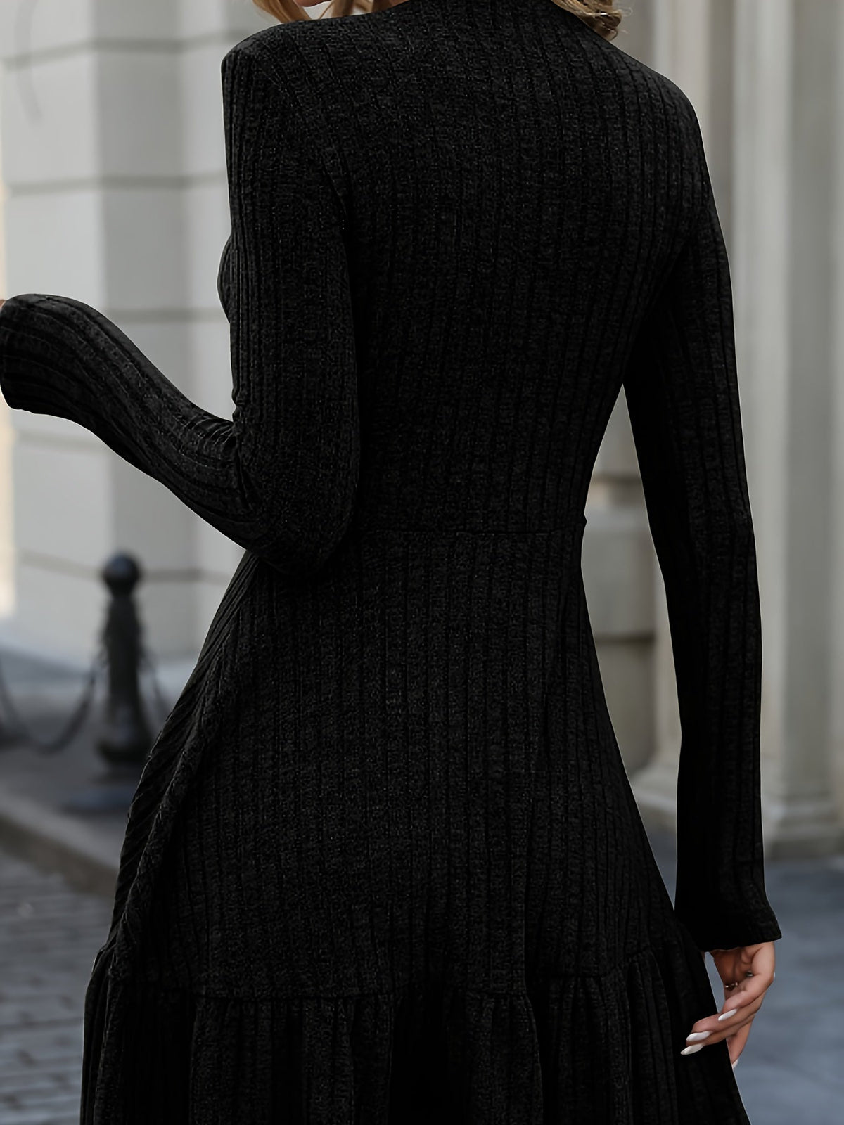 Isabella - Moeiteloze elegantie in een zacht gebreide sweaterjurk