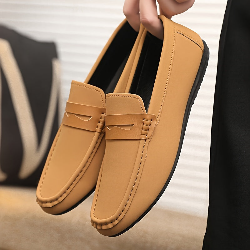 Lucas - Pružné slip-on boty s jemnými detaily