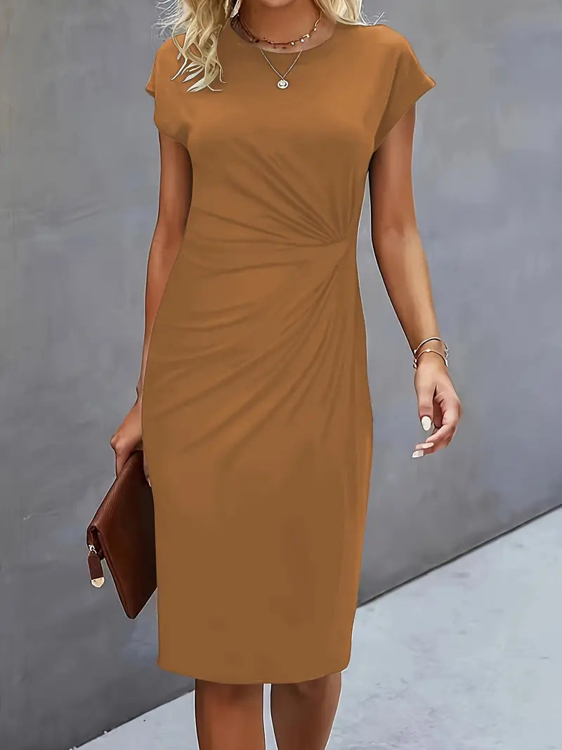 Madison – Robe sans manches à col rond et coupe ajustée