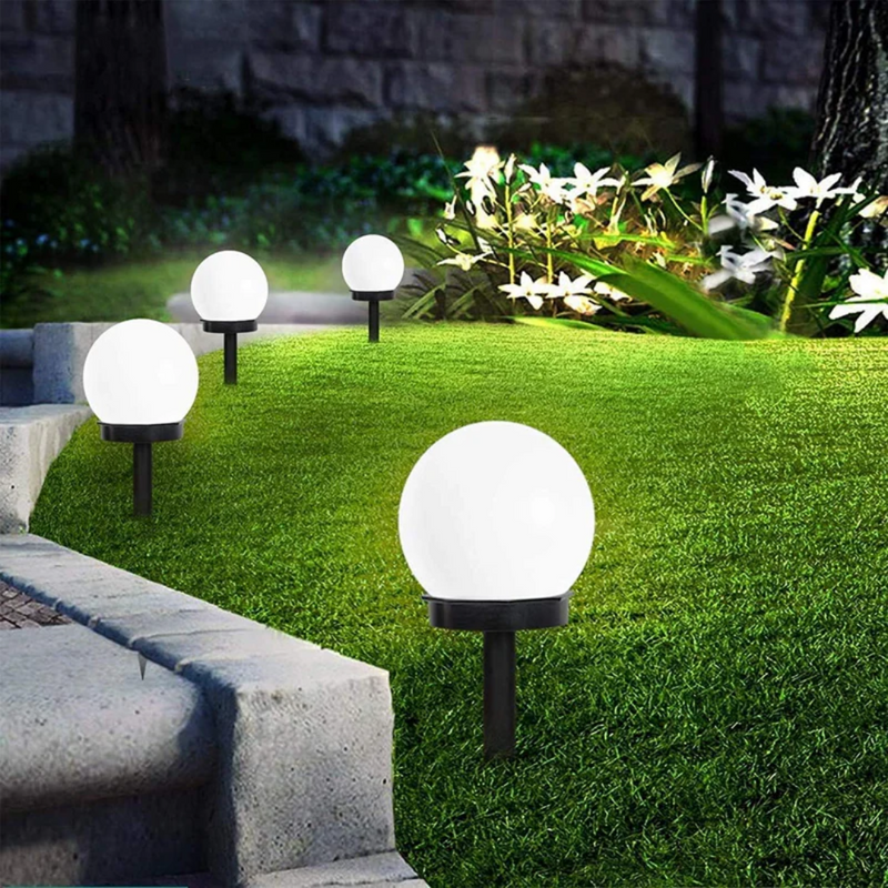 SunLuxe - Elegante illuminazione da giardino solare con sfere luminose e design moderno