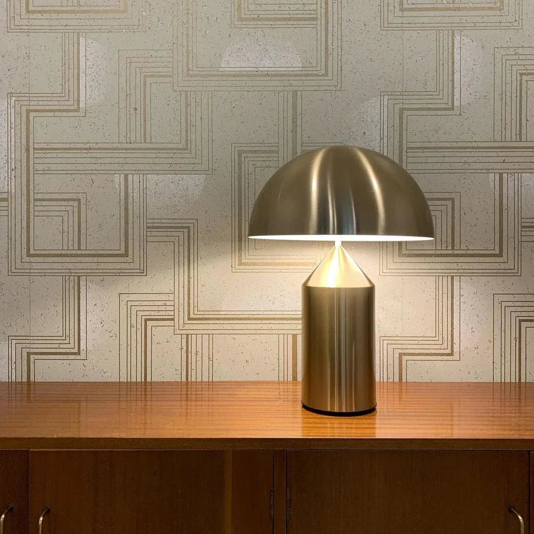 GlowSwitch - Kovová stolní lampa s nastavitelným LED osvětlením