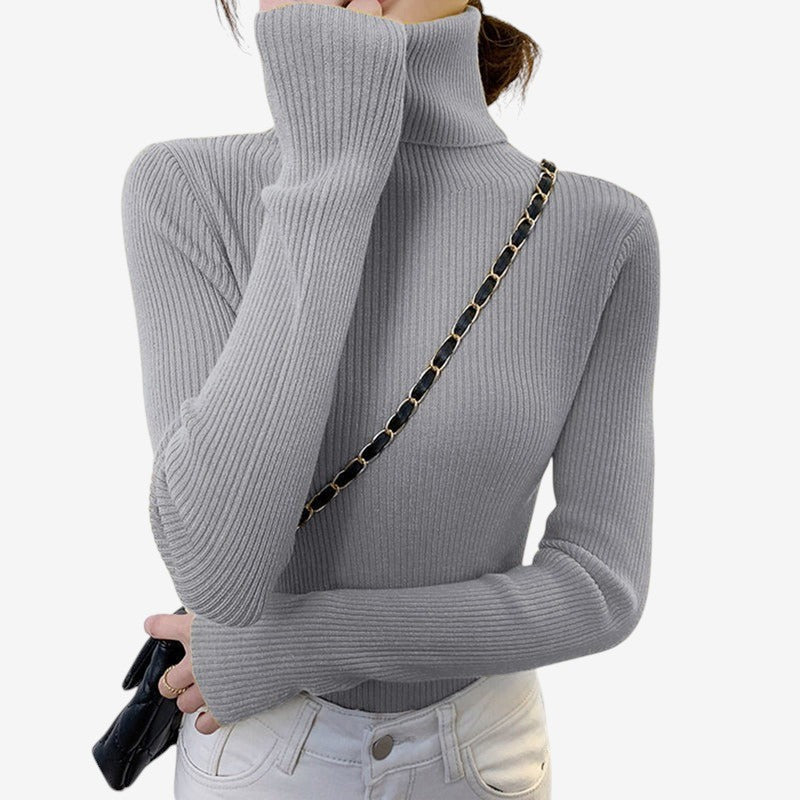 Bella – Pull à manches longues avec col roulé et coupe ajustée