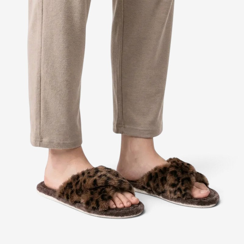 WildSnuggle - Női bolyhos papucs leopárdmintával