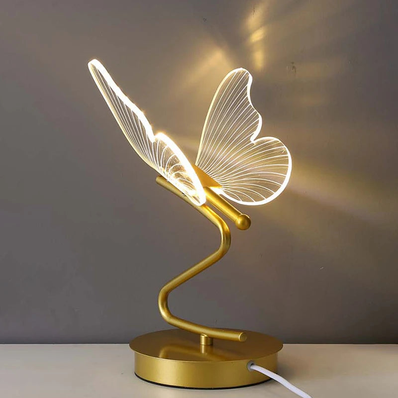 ButterGlow - Luxusní stolní lampa ve tvaru motýla s zakřivenou nohou a vrstvenými křídly