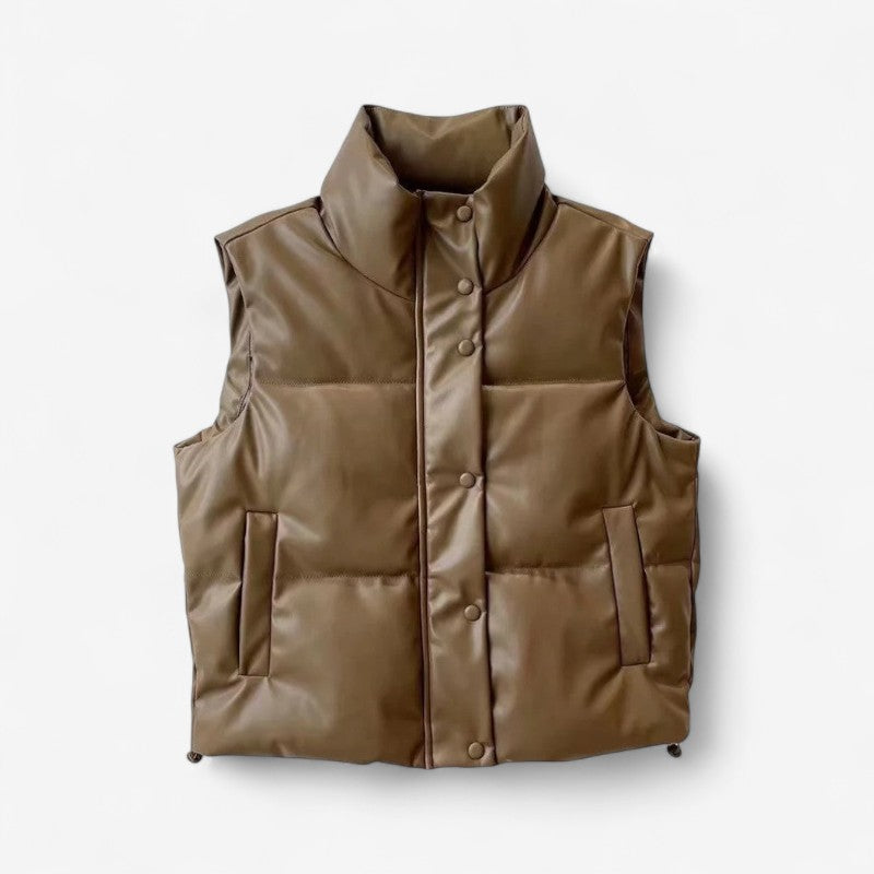 Chloe – Gilet imbottito senza maniche con bottoni frontali e tasche laterali