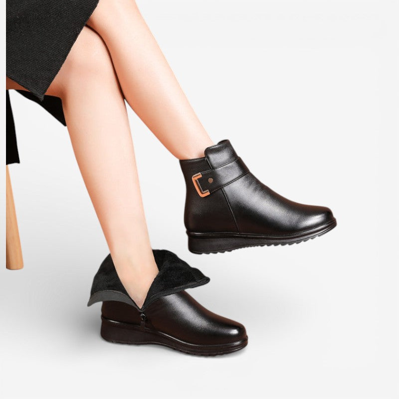 Felicity - Non slip ankle boots with side zipper