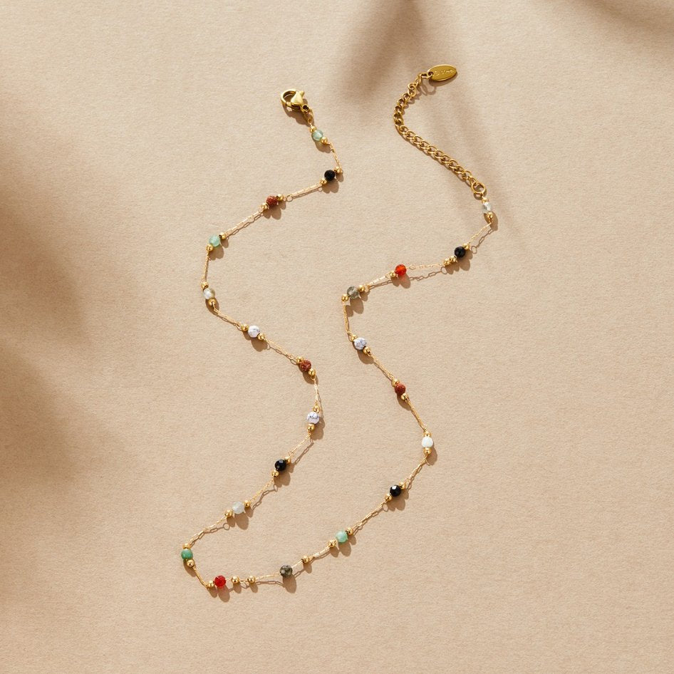 Sierra – Elegant beaded necklace with layered colorful strand accents