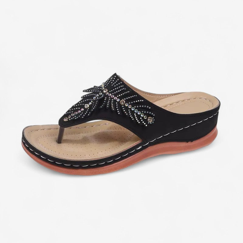 Naomi - Sandali open toe con zeppa e dettagli decorativi