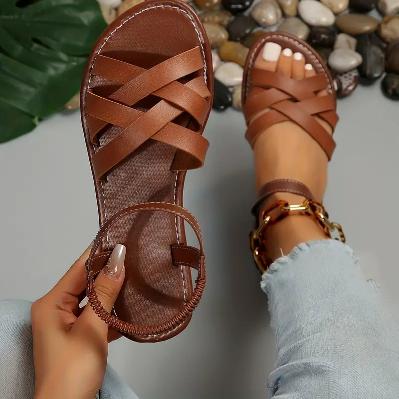 Luna - Stylish sandals with open toe and relaxed fit