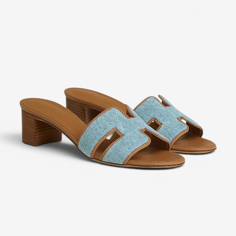 Sandali da donna con tacco quadrato e design slip-on