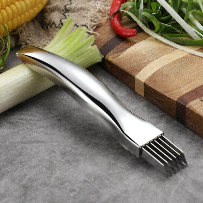 SliceMate – Nerezový kráječ cibule s designem 6 čepelí