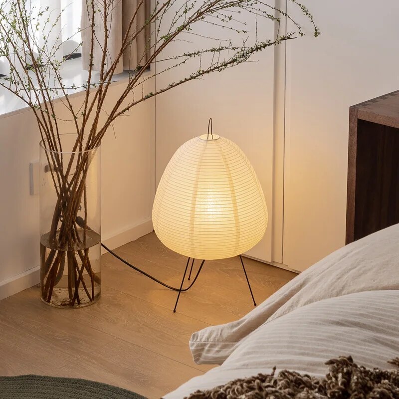 ZenGlow - Lampe fine et polyvalente d'inspiration japonaise