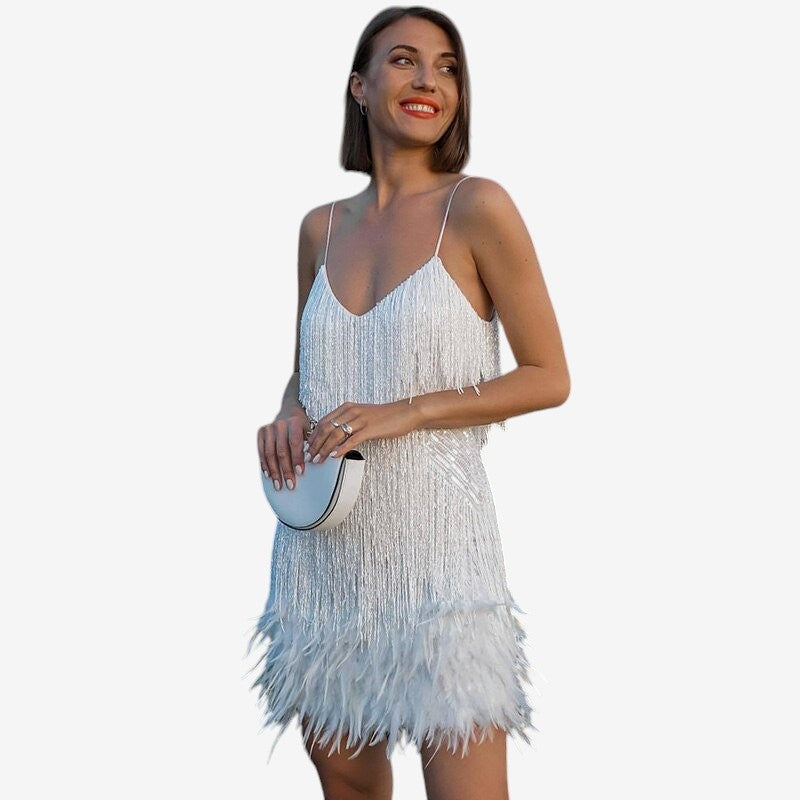 Robe mini sans manches à col en V pour femme avec détail de bretelles