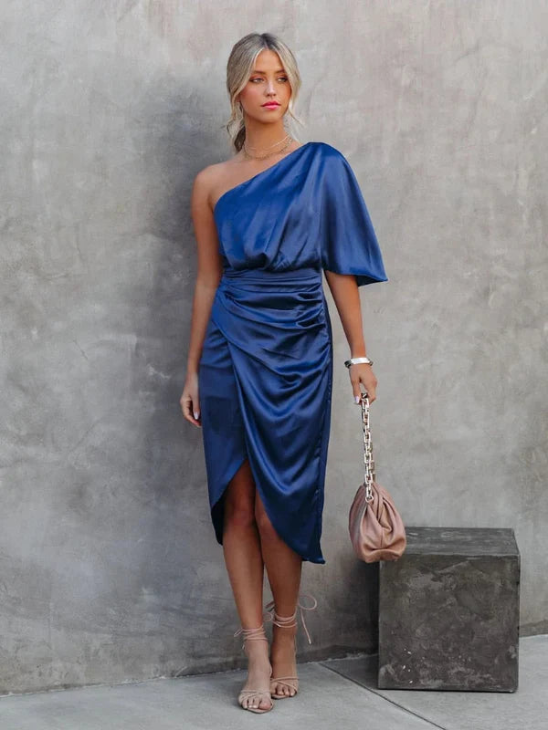 Luna - Luxurious satin dress with stylish off-shoulder design