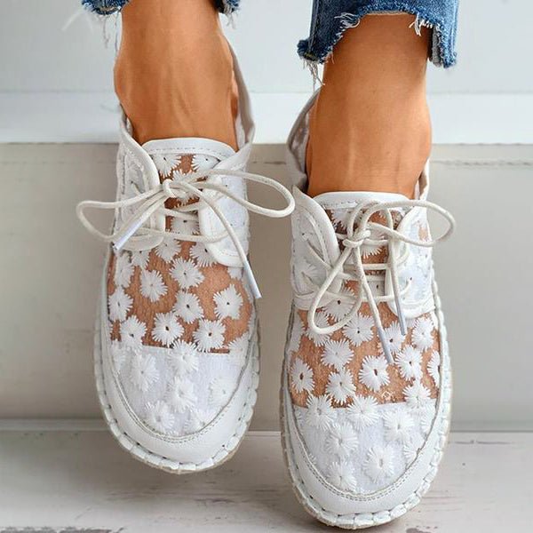 Arabella - Embroidered floral shoes with supportive footbed