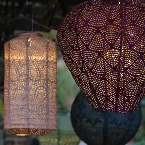 LumiSphere - Tijdloze lantaarns op zonne-energie voor ontspannen avonden buiten