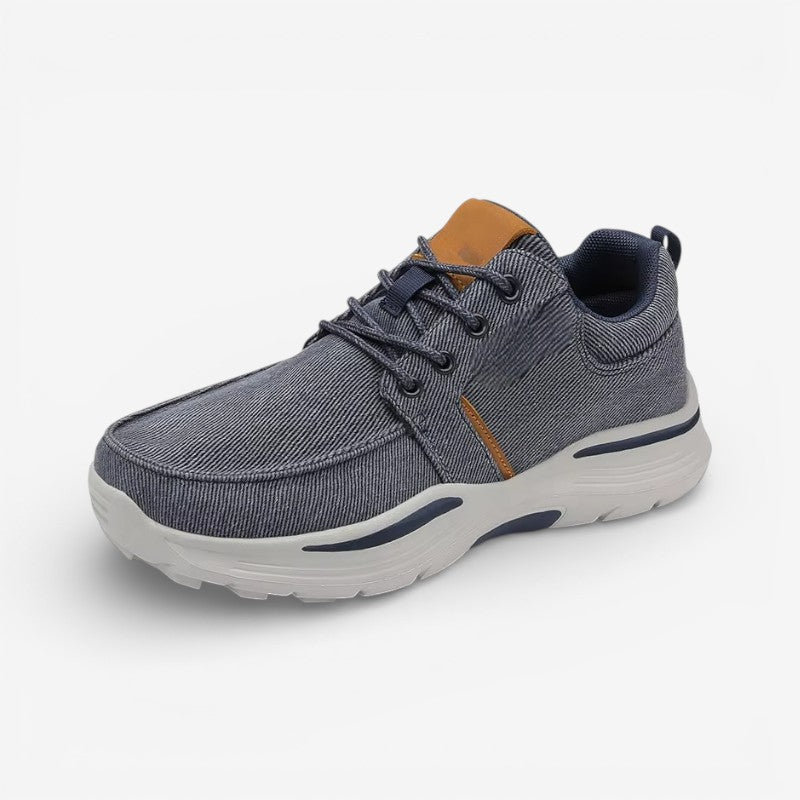 Mason - Round toe sneakers with lace-up closure