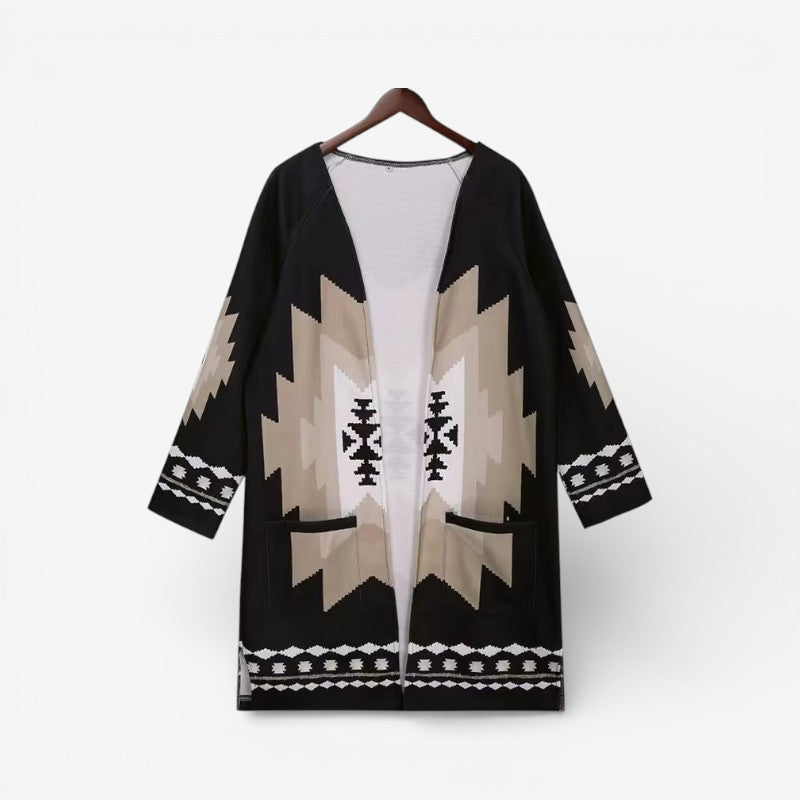 Juna - Long sleeve V-neck cardigan with side pockets