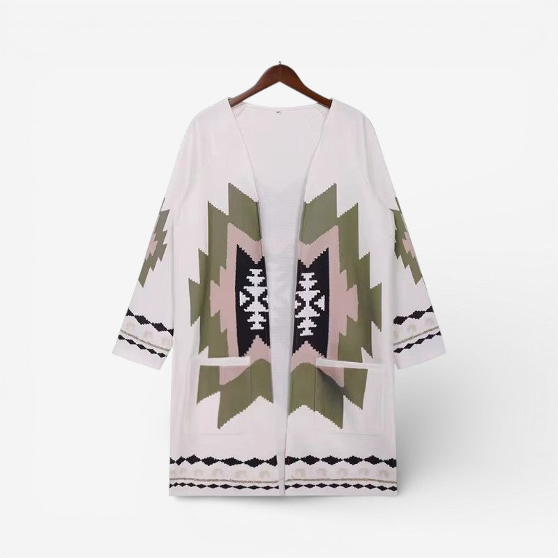 Juna - Long sleeve V-neck cardigan with side pockets