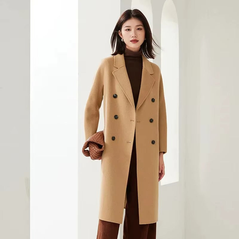 Cecille – Long manteau en laine avec col à revers et coupe cintrée