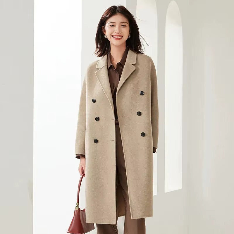 Cecille – Long manteau en laine avec col à revers et coupe cintrée