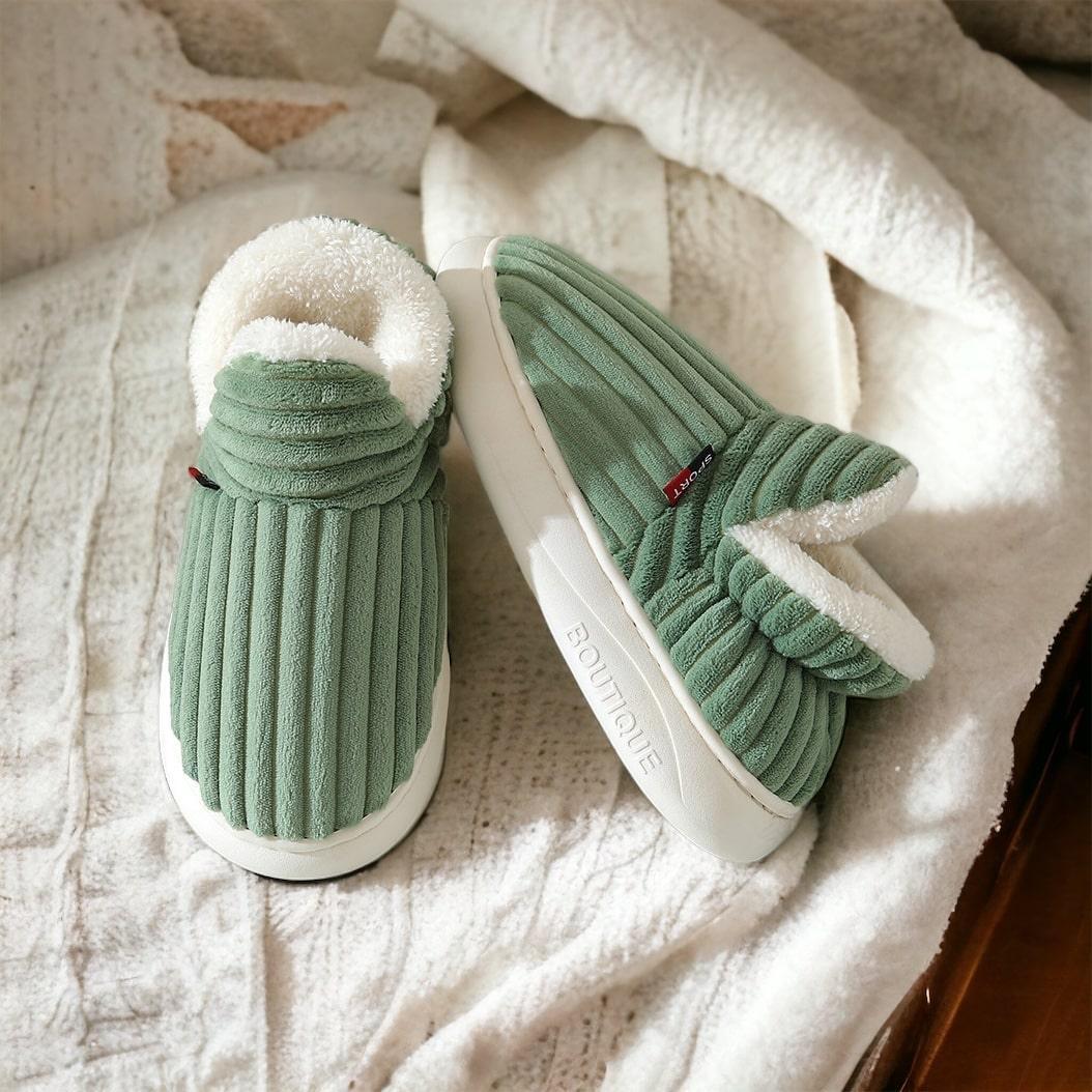 FleeceStep – Winter Slippers with Fleece Lining and Ribbed Exterior