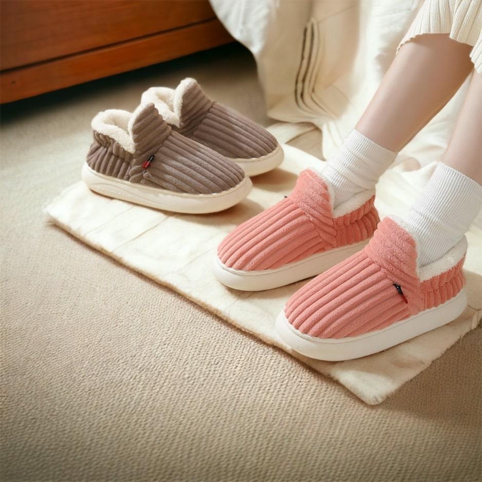 FleeceStep – Winter Slippers with Fleece Lining and Ribbed Exterior