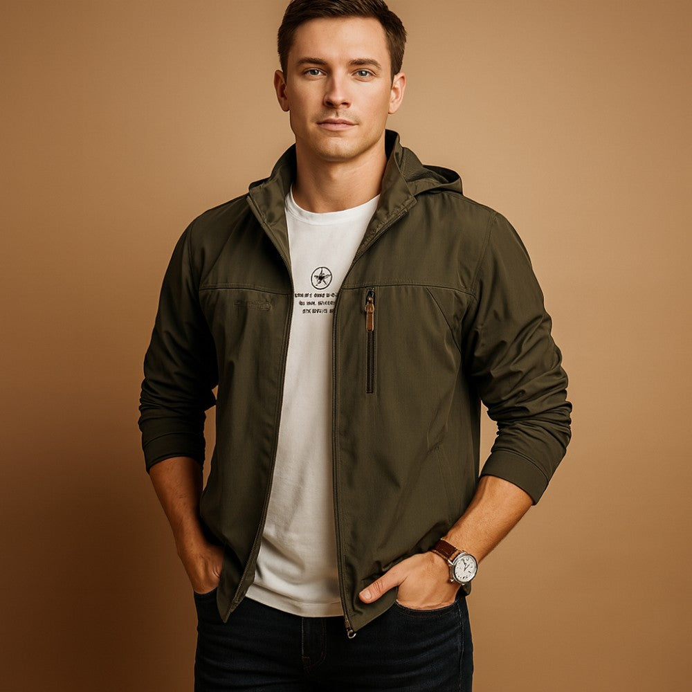 Ryan – Wind and Waterproof Jacket with Hood and Long Sleeves