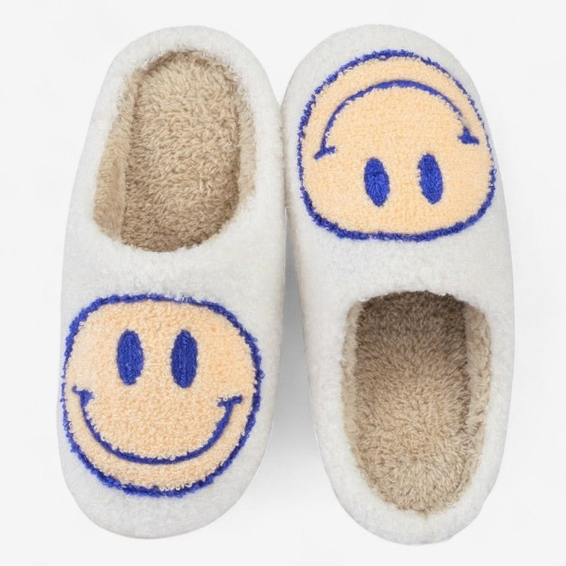 Violet – Slippers with Round Toe and Slip-On Design