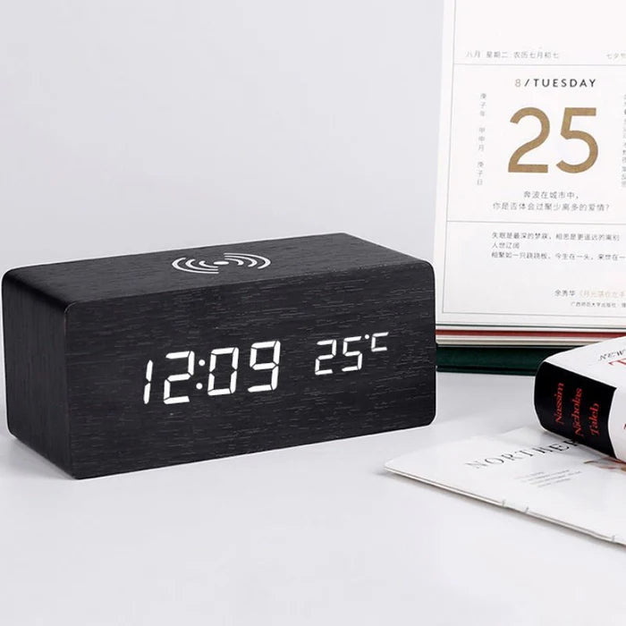 ChicClock - Elegant Voice-Activated Alarm Clock