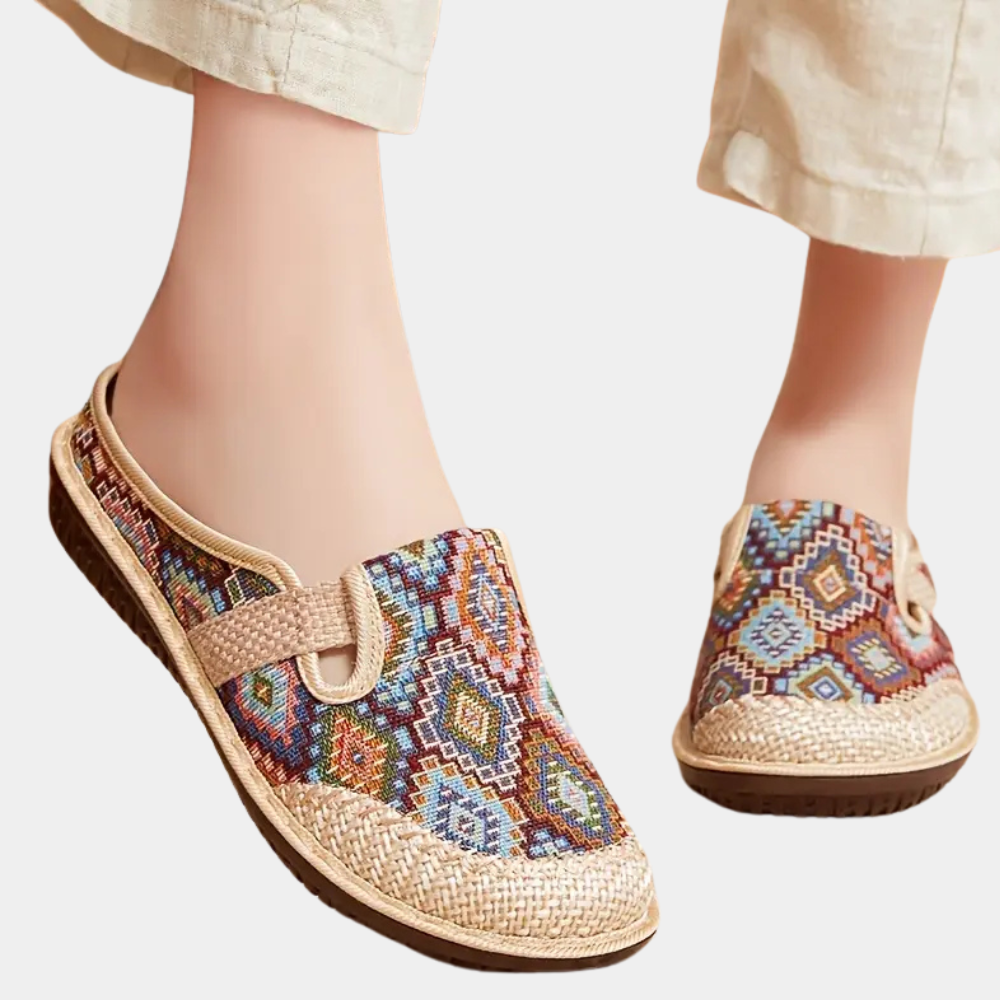 Monique - Chaussures slip-on à motif géométrique à la mode