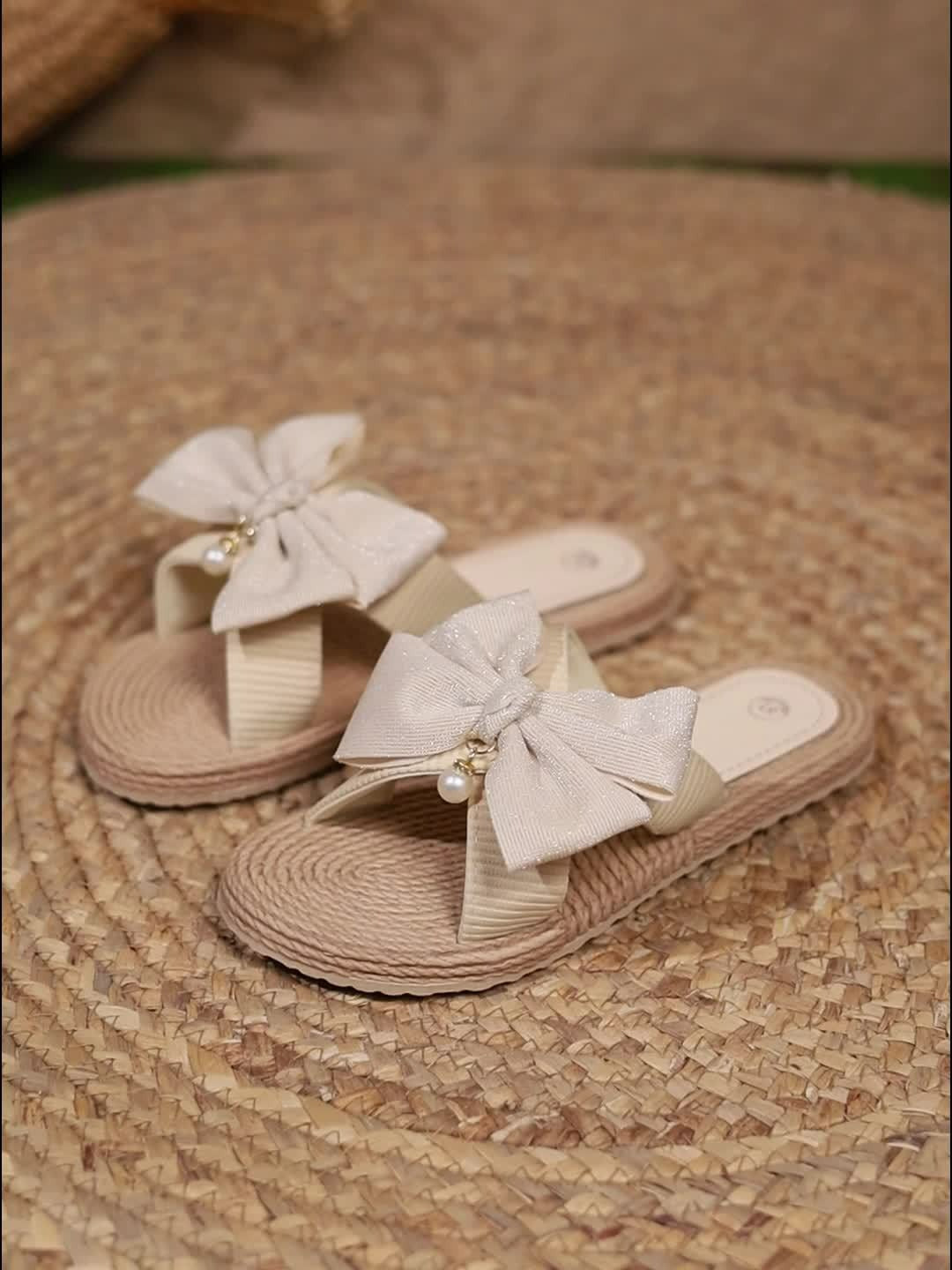 Monique - Elegant Slippers with Bow Detail