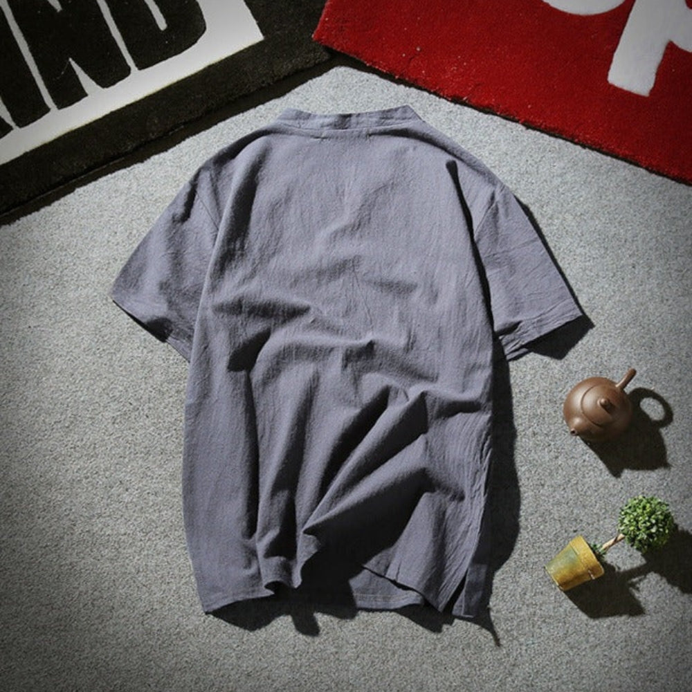 Bruce – Elegant short-sleeve button-up shirt with comfortable fit