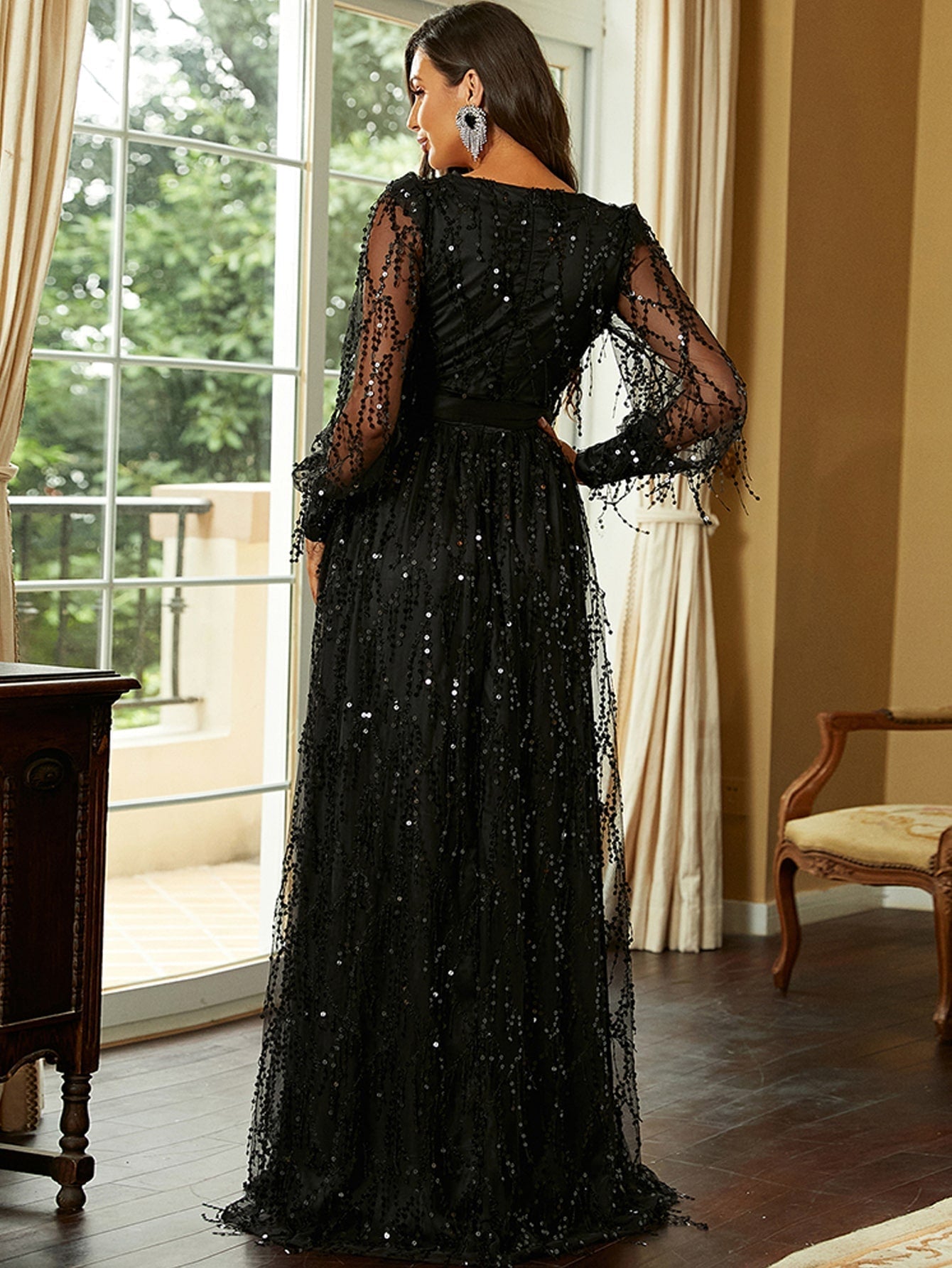 Azaria - Stylish deep V-neck maxi dress with eye-catching detail