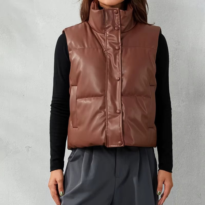 Chloe – Gilet imbottito senza maniche con bottoni frontali e tasche laterali