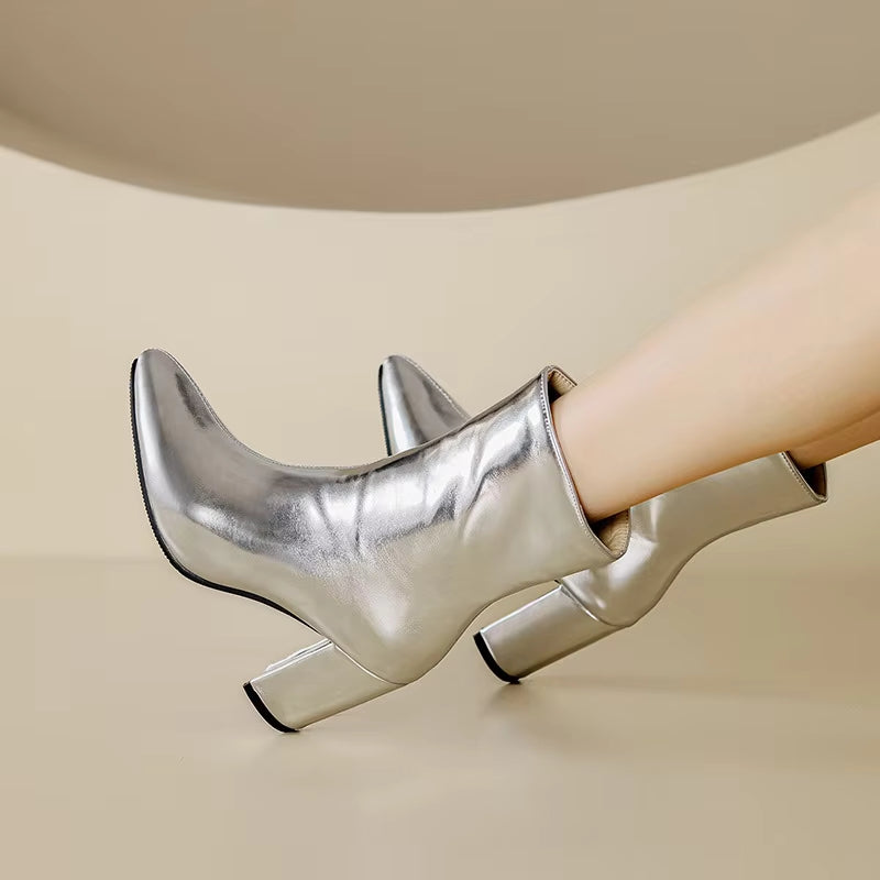 Poppy – Scarpe alla caviglia con punta a punta, zip laterale e tacco alto