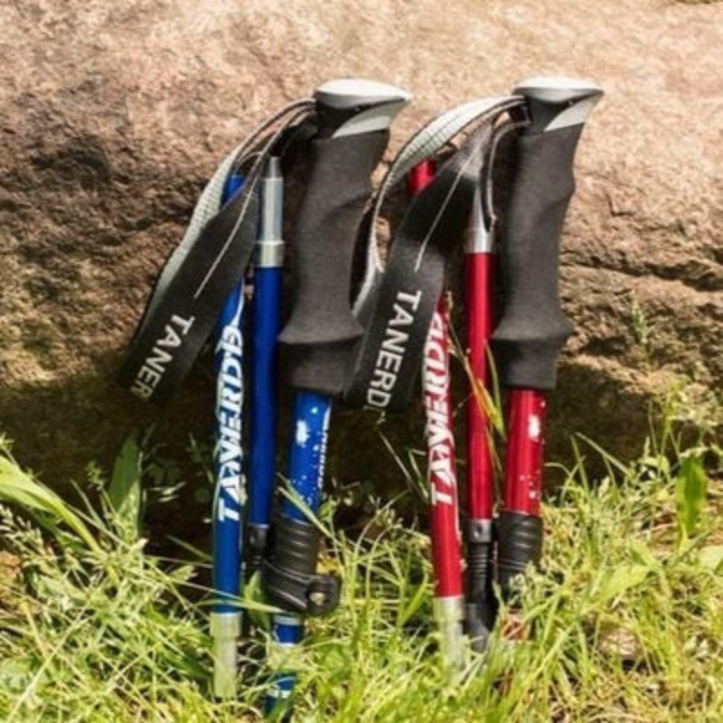 TrailCore – Regulowany kij trekkingowy z włókna węglowego z piankowym uchwytem