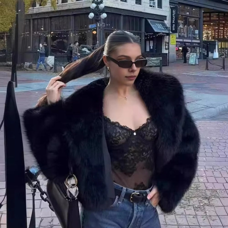 Isabella – Jachetă scurtă cu mâneci lungi și detaliu cu buzunare
