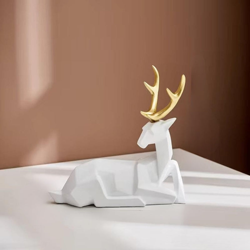 DecoDeer - Geometric Deer Figurine for Indoor Decoration