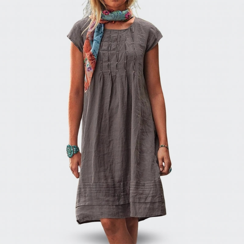 Diana - Mini Dress with Round Neck and Short Sleeves