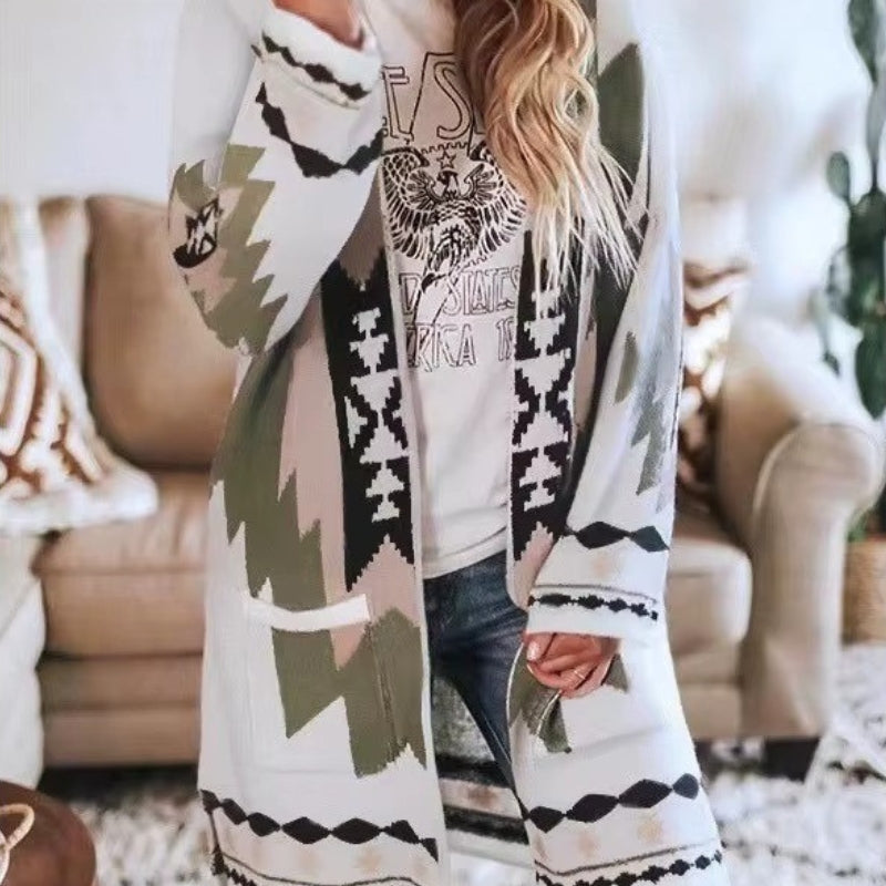 Juna - Long sleeve V-neck cardigan with side pockets