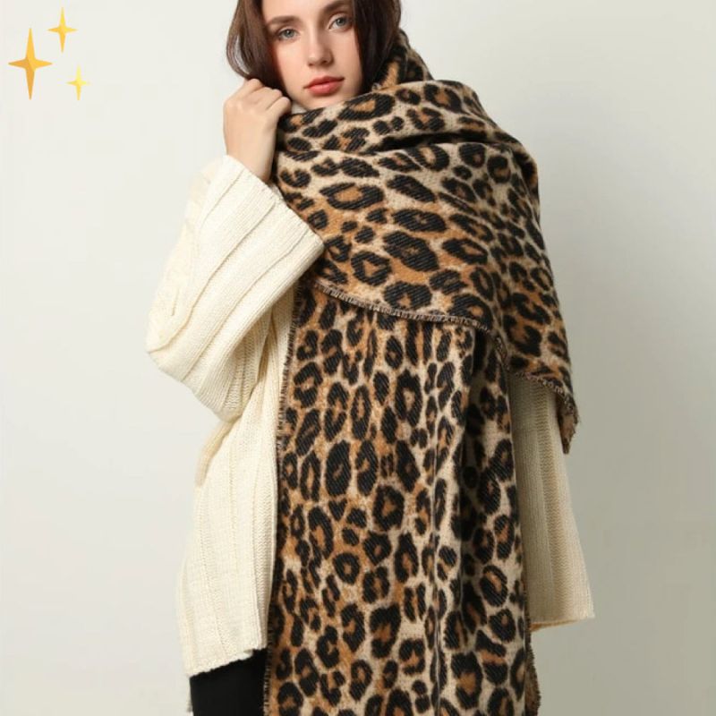 Knitted Leopard Print Scarf