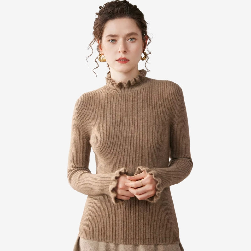 Rosalie - Dopasowany sweter z falbanami na rękawach i wzorem w paski