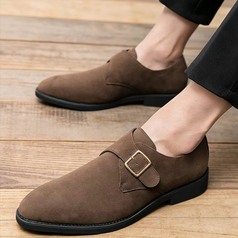 Mark - Buty ze szpiczastym noskiem i paskiem typu monk strap